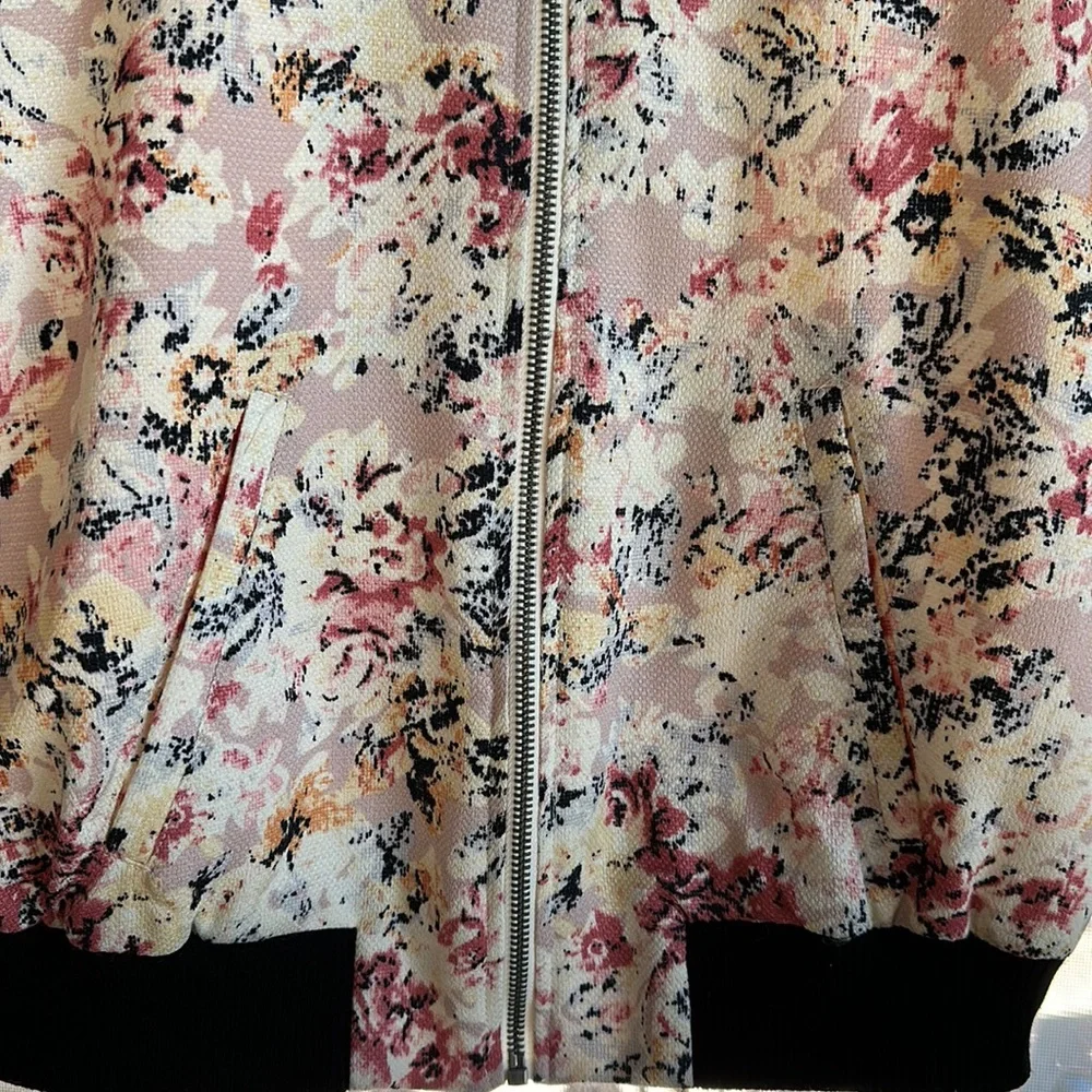Jolt Floral Zippered Jacket